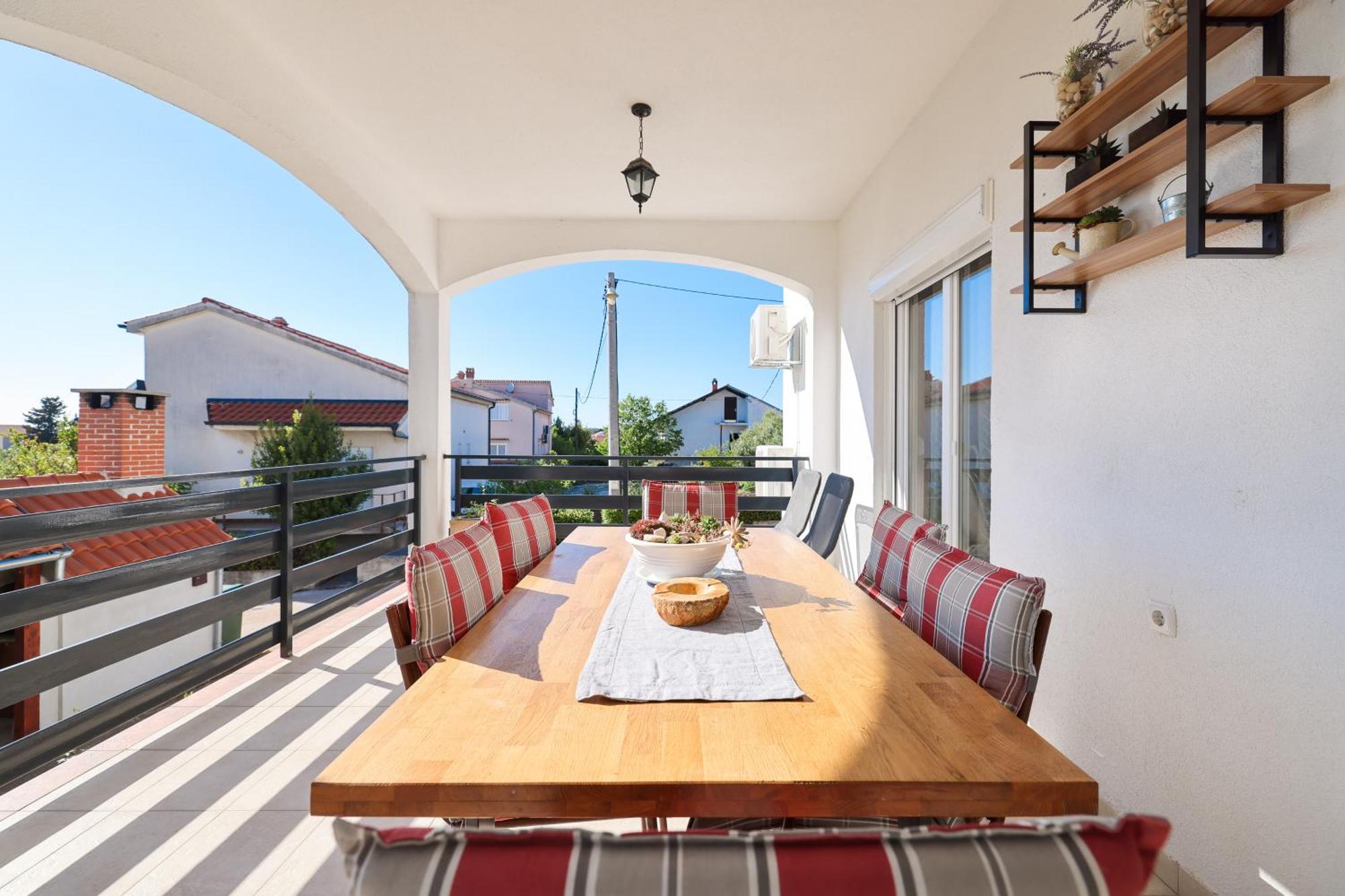 Apartment Pantalon, Big Terrace And Free Parking Zadar Eksteriør bilde