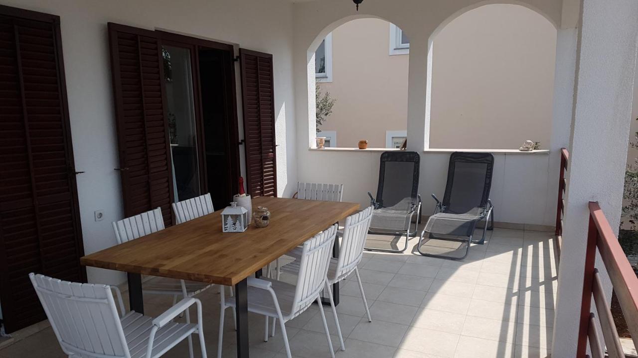Apartment Pantalon, Big Terrace And Free Parking Zadar Eksteriør bilde